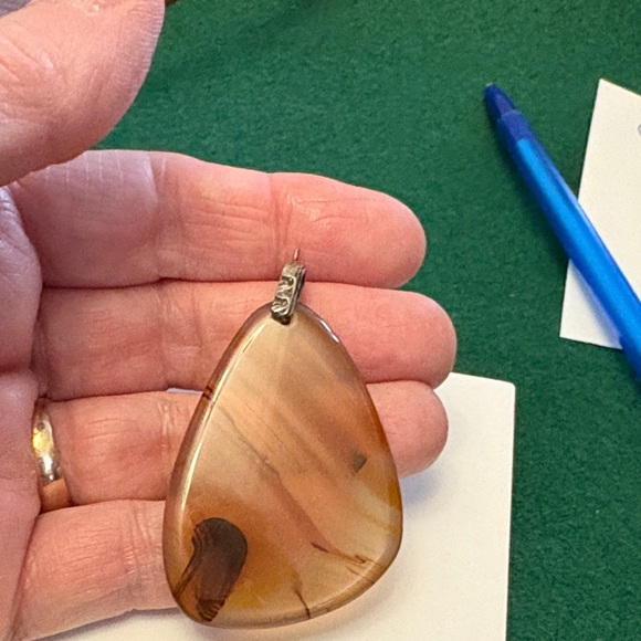 Vintage Triangular Carnelian Agate Pendant With Silver Plated Bail Bonus: Ribbon - Picture 8 of 9
